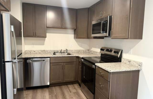 2 Bed • 1 Bath • Renovated Unit • Parking • Dishwasher • A/C