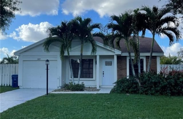 15837 E Wind Cir - 15837 East Wind Circle, Sunrise, FL 33326