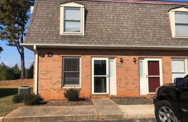 Photo of Oakridge Commons