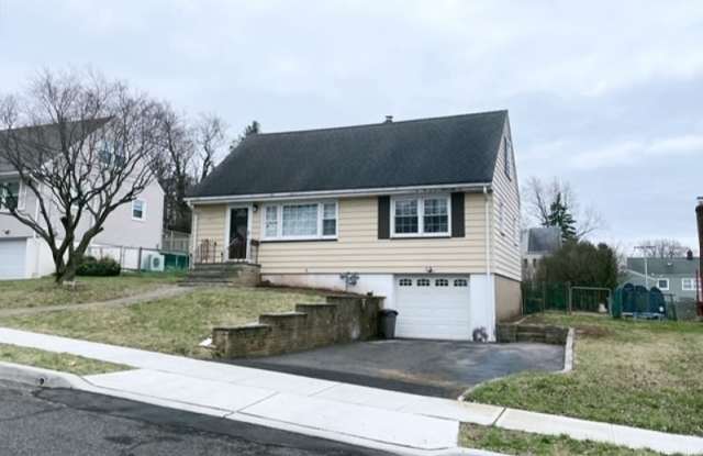 23 Holly St - 23 Holly Street, Clifton, NJ 07013