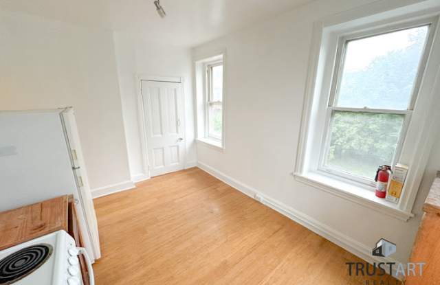 3408 Sunnyside Avenue