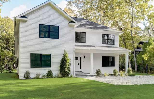 13 Maritime Way