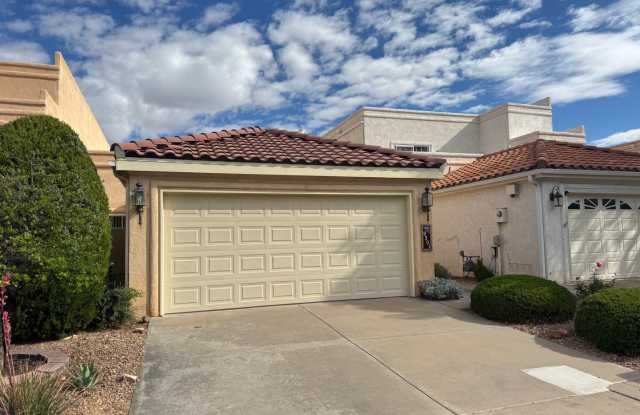 Tanoan Luxury Townhome!