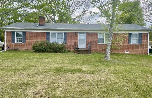 301 Greenbriar Drive - 301 Greenbriar Drive, Stallings, NC 28104