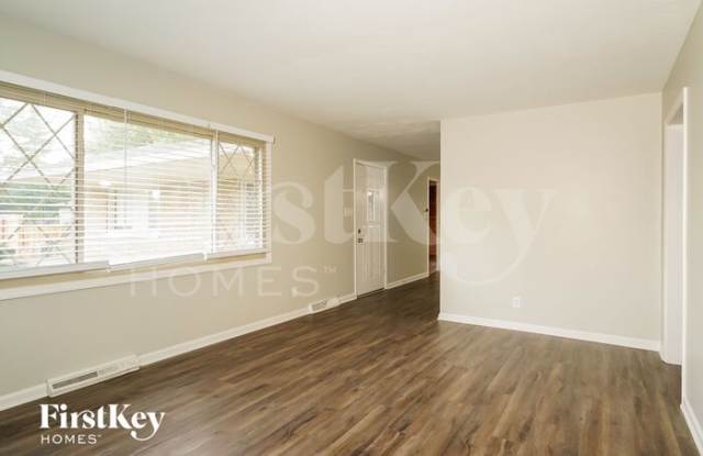 7943 Singleton Street