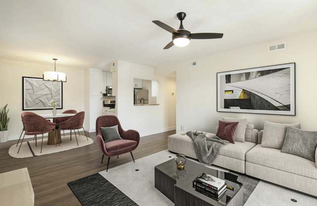 Hawthorn Suites