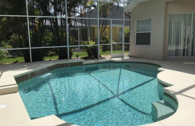 1292 W HILLSBOROUGH BOULEVARD