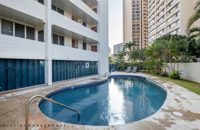949 Ala Nanala Street - 1101