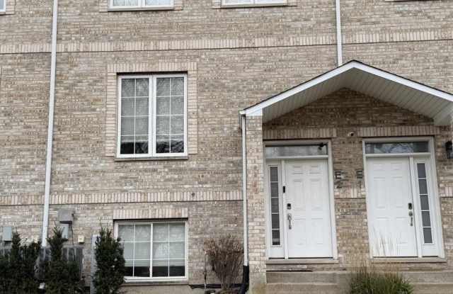 Photo of 183 N Des Plaines River Road unit: E2