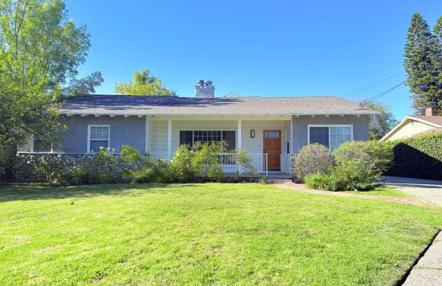 Photo of Stunning 4-Bedroom Home in Quiet North Hills