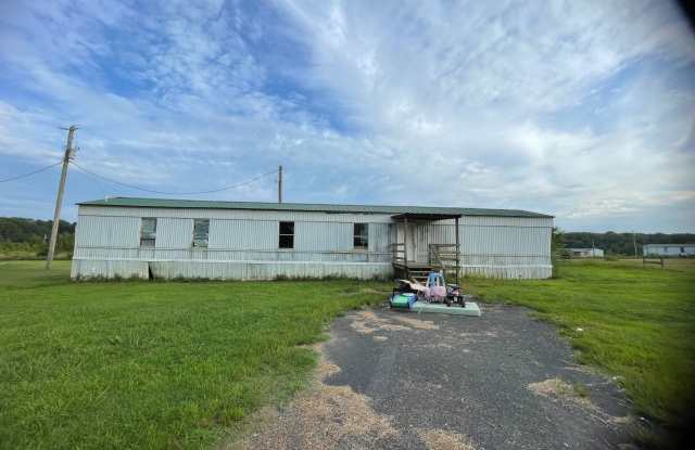 Photo of 3 BR 2 Bath 1,280 sq ft singlewide mobile home on 1.16 acres in Ward, AR