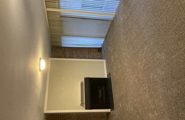 5854 Forest View Road