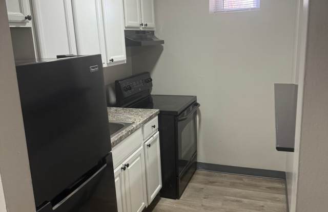 Photo of Mayflower Apartments