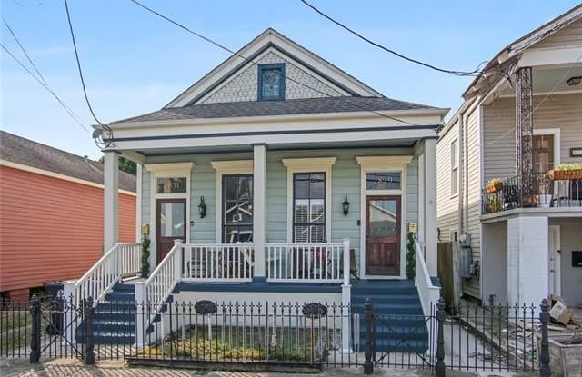 2831 LAUREL Street - 2831 Laurel Street, New Orleans, LA 70115