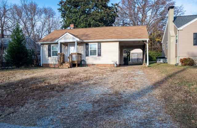 Charming 2 bedroom, 1 bath house