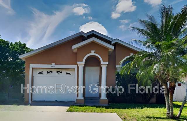 2920 Curry Village Ln - 2920 Curry Village Lane, Orange County, FL 32822