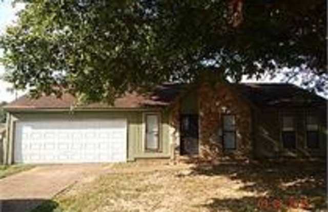 Adorable New Rental 3 bedroom 2 bath - 2780 Gruber Drive, Memphis, TN 38127