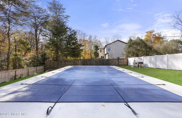 75 Hickory Hill Road