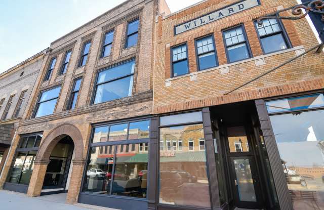 Photo of 32 West Main Street