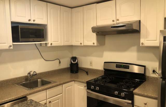 1504 Commonwealth Ave