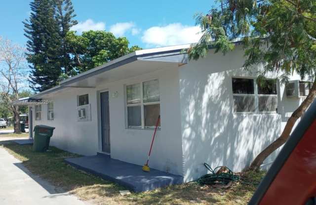 Photo of 1140 NW 9th St