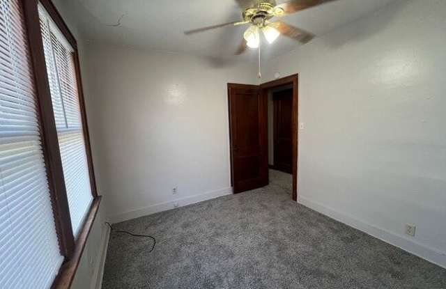 134 South Columbia Avenue