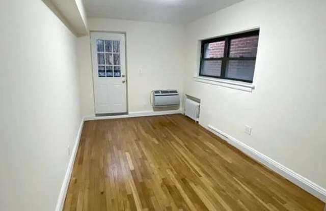 195 East 76th Street