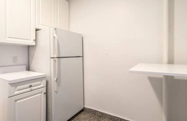 147 E 27th St Apt VCX43HBW