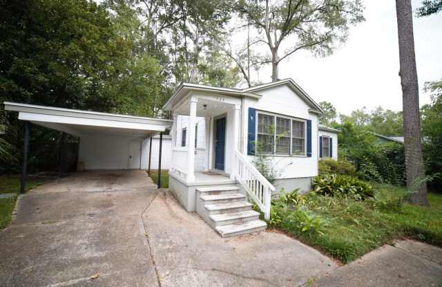 Photo of 3bd/2ba with Bonus Room in Midtown