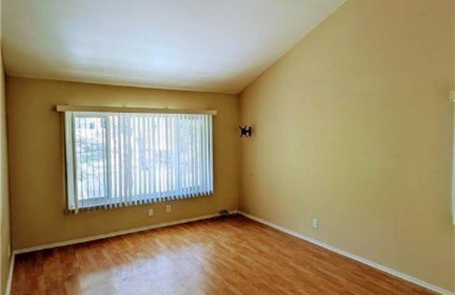 2517 Balintore Court