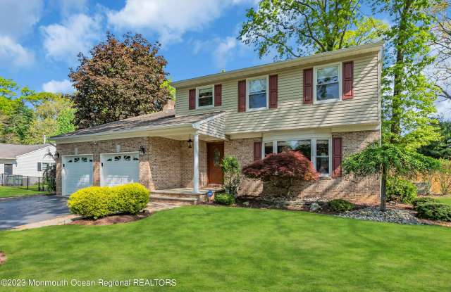 23 Rozlyn Court