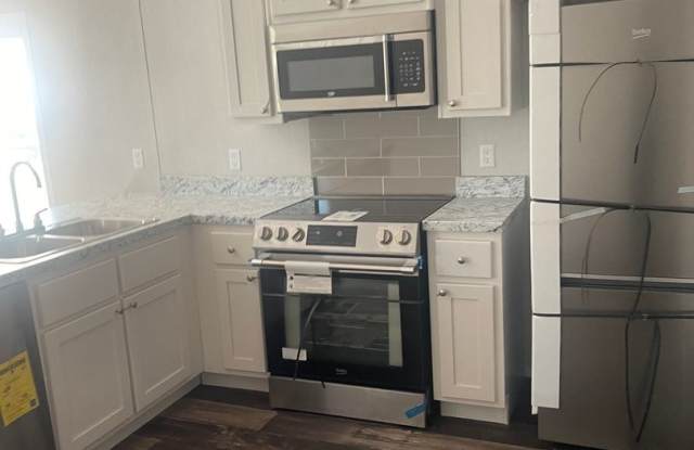 Brand New Spacious 2 BR 2 BA Mobile Home in Mossy Head 291 Brookside $1350 m/o Spectacular Price!!