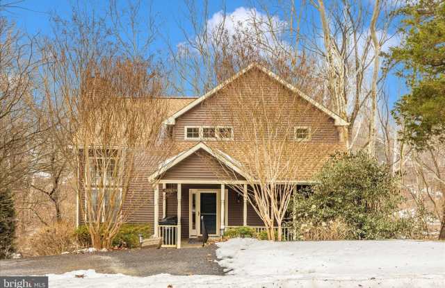 6976 MEADOWPOINT Terrace