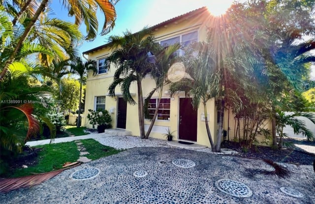 932 Lenox Ave - 932 Lenox Avenue, Miami Beach, FL 33139