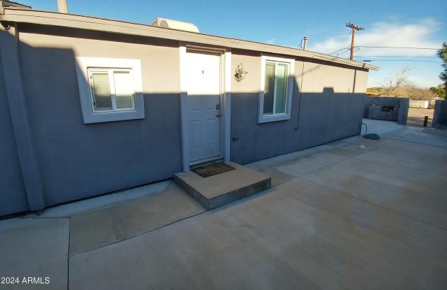 145 W Wickenburg
