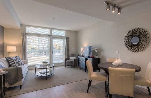 345 Stockton Ave Unit E11