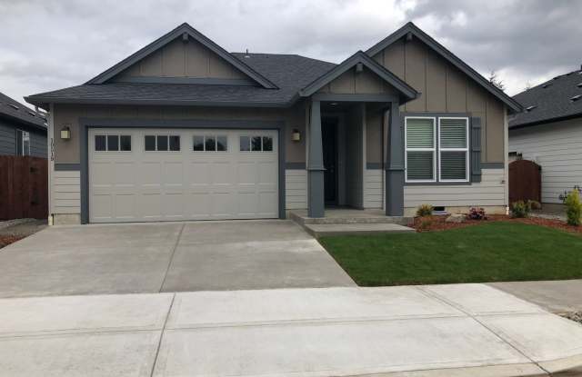 Beautiful single story house!