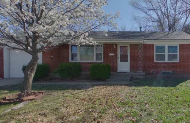 362 N Hillcrest - 362 North Hillcrest Street, Wichita, KS 67208