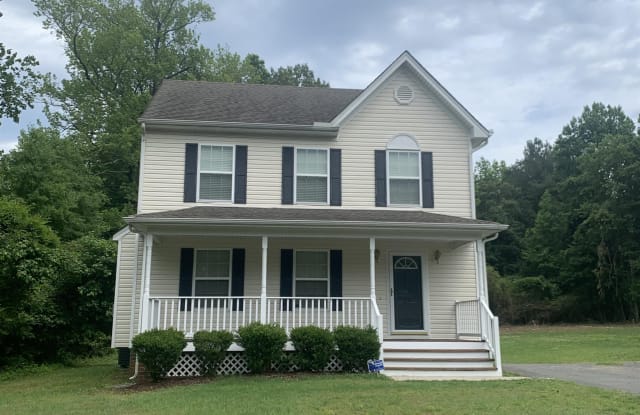 321 Forest Avenue - 321 Forest Avenue, Highland Springs, VA 23223