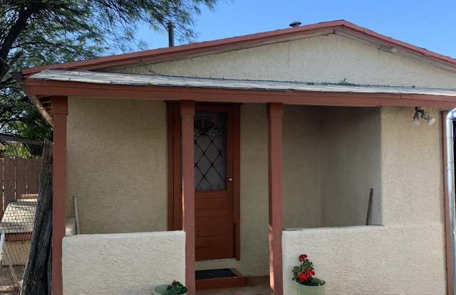 3025 N Richey Blvd (Guest house)