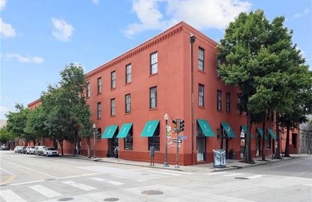 330 JULIA Street