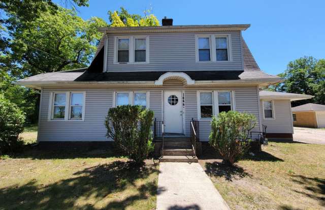 Photo of 1444 South Bend Ave