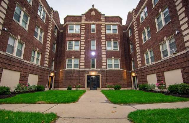 2824 East 78th St. - 2824 East 78th Street, Chicago, IL 60649