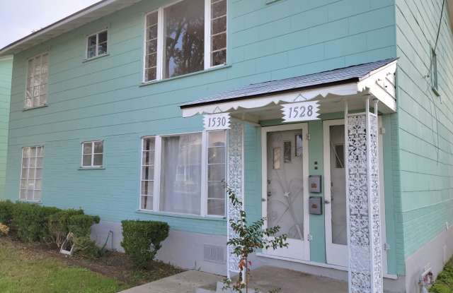 1528 Steves Avenue - 1