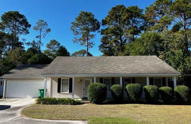 2106 B Gornto Rd - 2106 Gornto Road, Valdosta, GA 31602