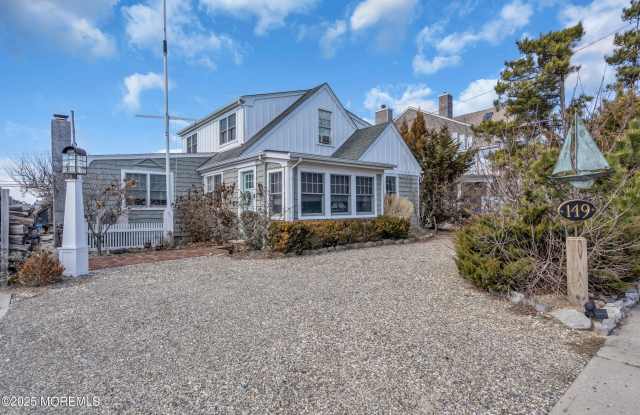 Photo of 149 Highway 35