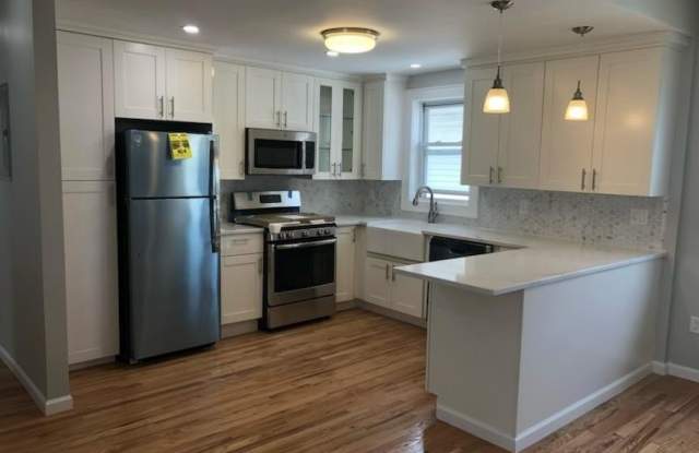 511 Laurelton Boulevard