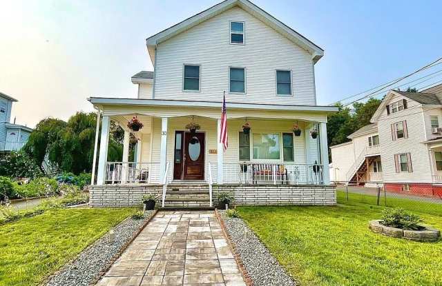 30 White Street unit: 1R