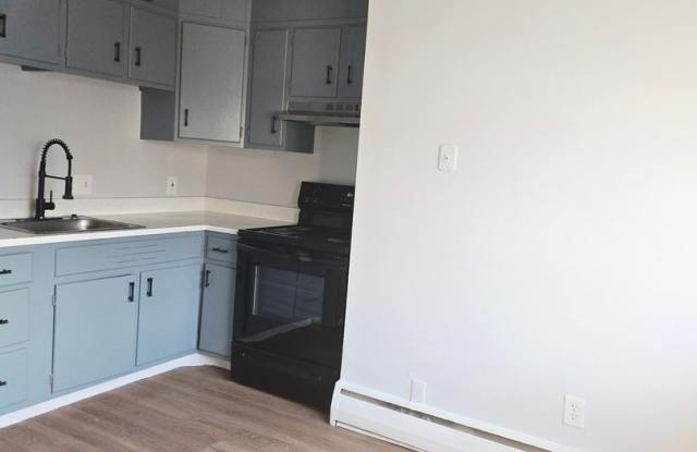 2 bedroom, 1 bathroom