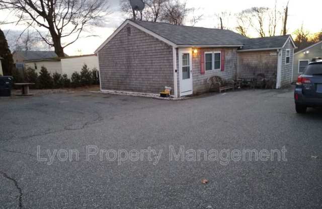 433 Nausauket Rd